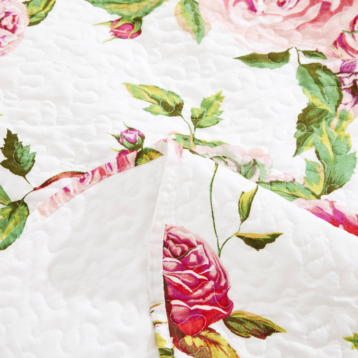 DaDa Bedding Romantic Roses Floral Throw Blanket - Lovely Spring Pink &amp; White Scalloped Colorful Lightweight Breathable - Bright Vibrant Quilted Throw Blanket - 50 x 60